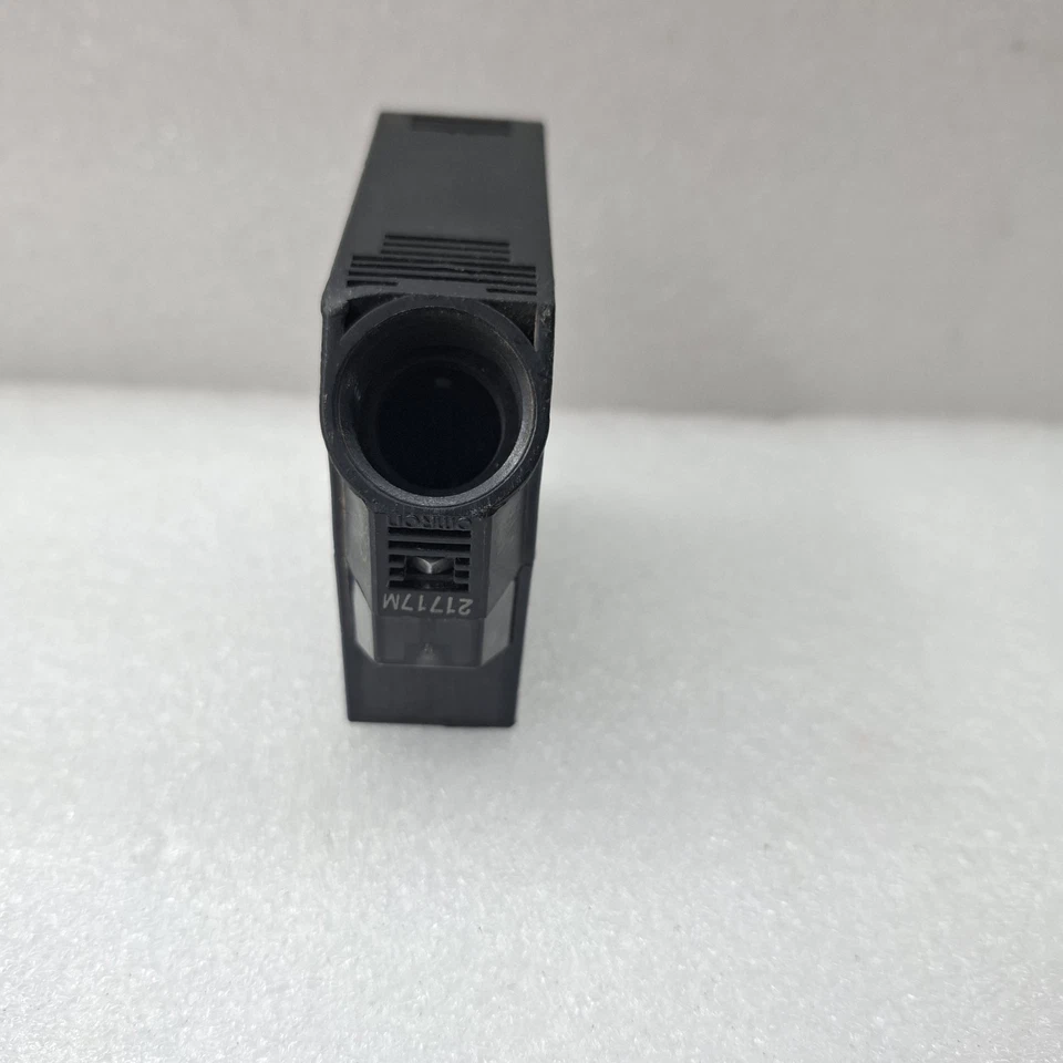 OMRON E3JM-10L-N Photoelectric Sensor E3JM-10L-N